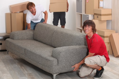 Risk assessment and safe moving checks before a van relocation